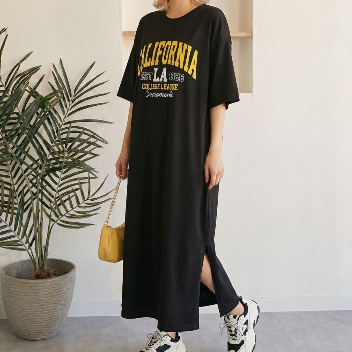 Belle Cie カレッジロゴマキシワンピース 22403 黒 大人カジュアル コーデ